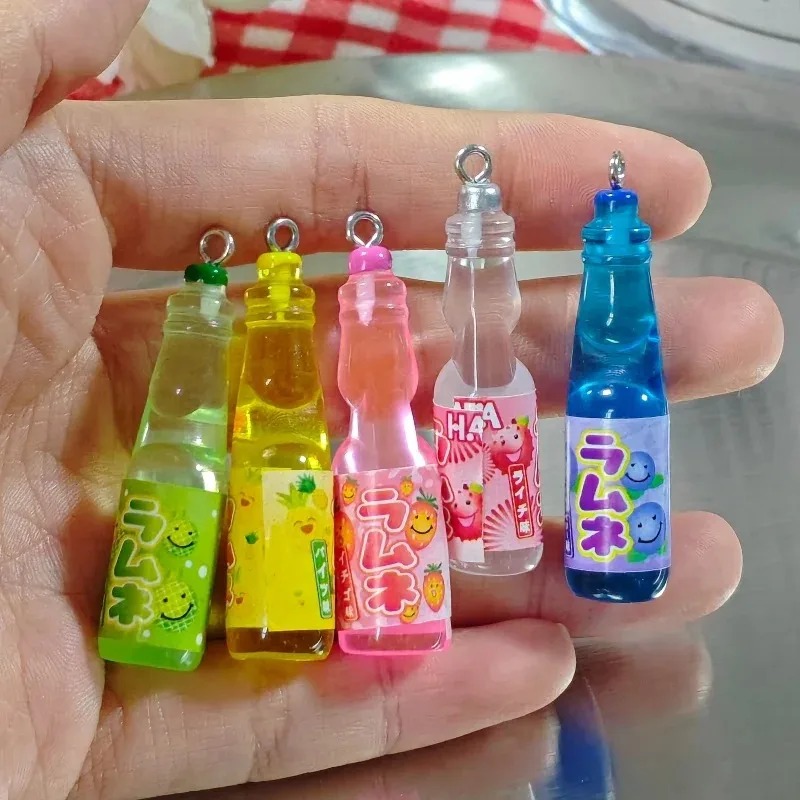 Resin Art Gift Ideas - 10個入り 小さなソーダボトル レジンチャーム 可愛い飲料ボトルペンダント DIYクラフトアクセサリー イヤリング