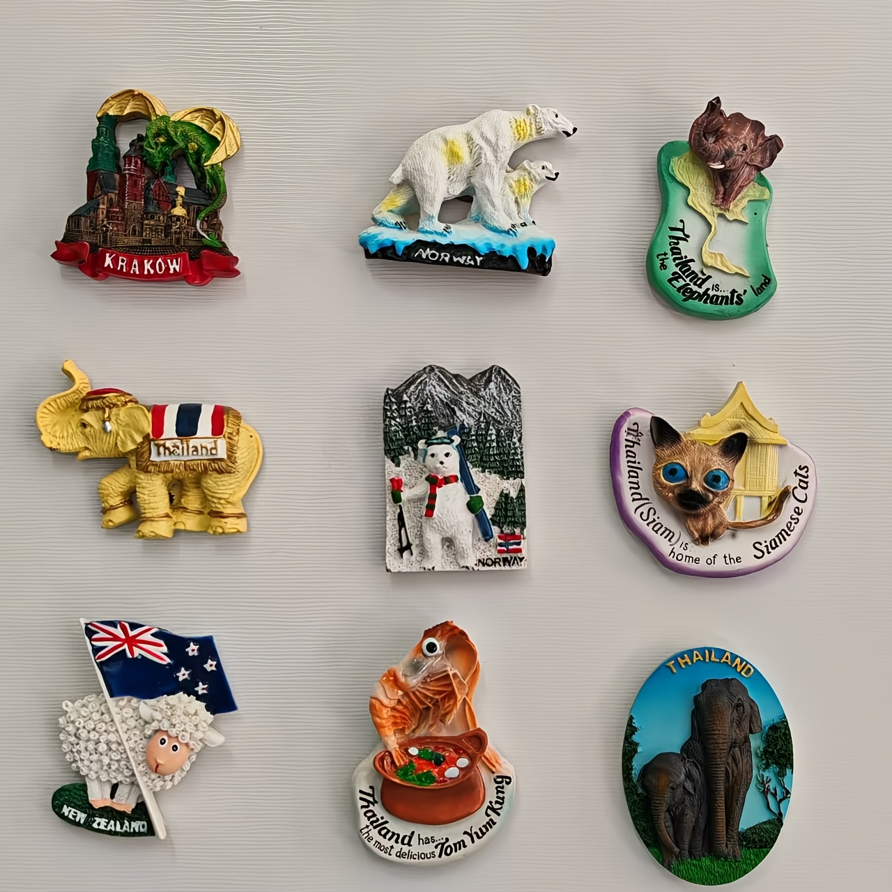 Resin Art New Zealand - 1個の手作り3Dレジンアート冷蔵庫マグネット、ノルウェーの雪の山、ニュージーランドのタイの象猫シロクマドラゴン、完璧なオフィス