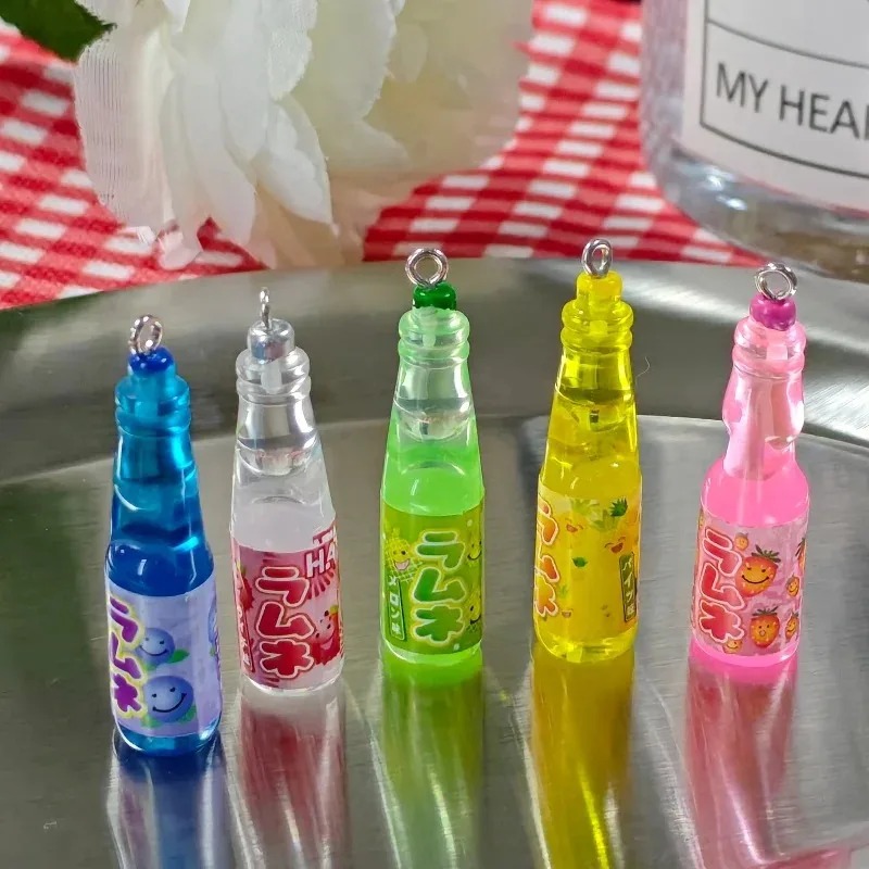 10個入り 小さなソーダボトル レジンチャーム 可愛い飲料ボ - Resin Art Gift Ideas のレビューと価格